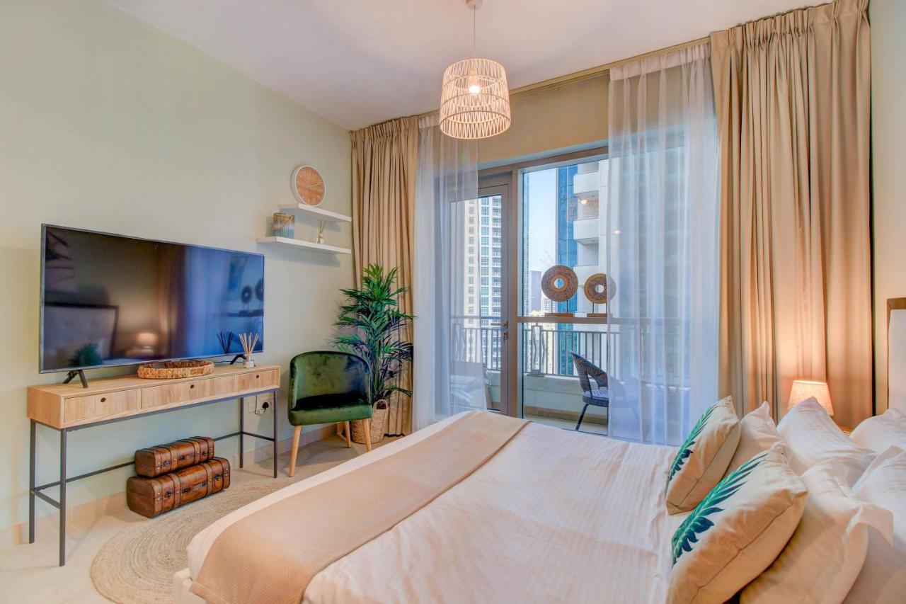 Durrani Homes - Luxurious Studio Near Dubai Mall With Pool View Экстерьер фото