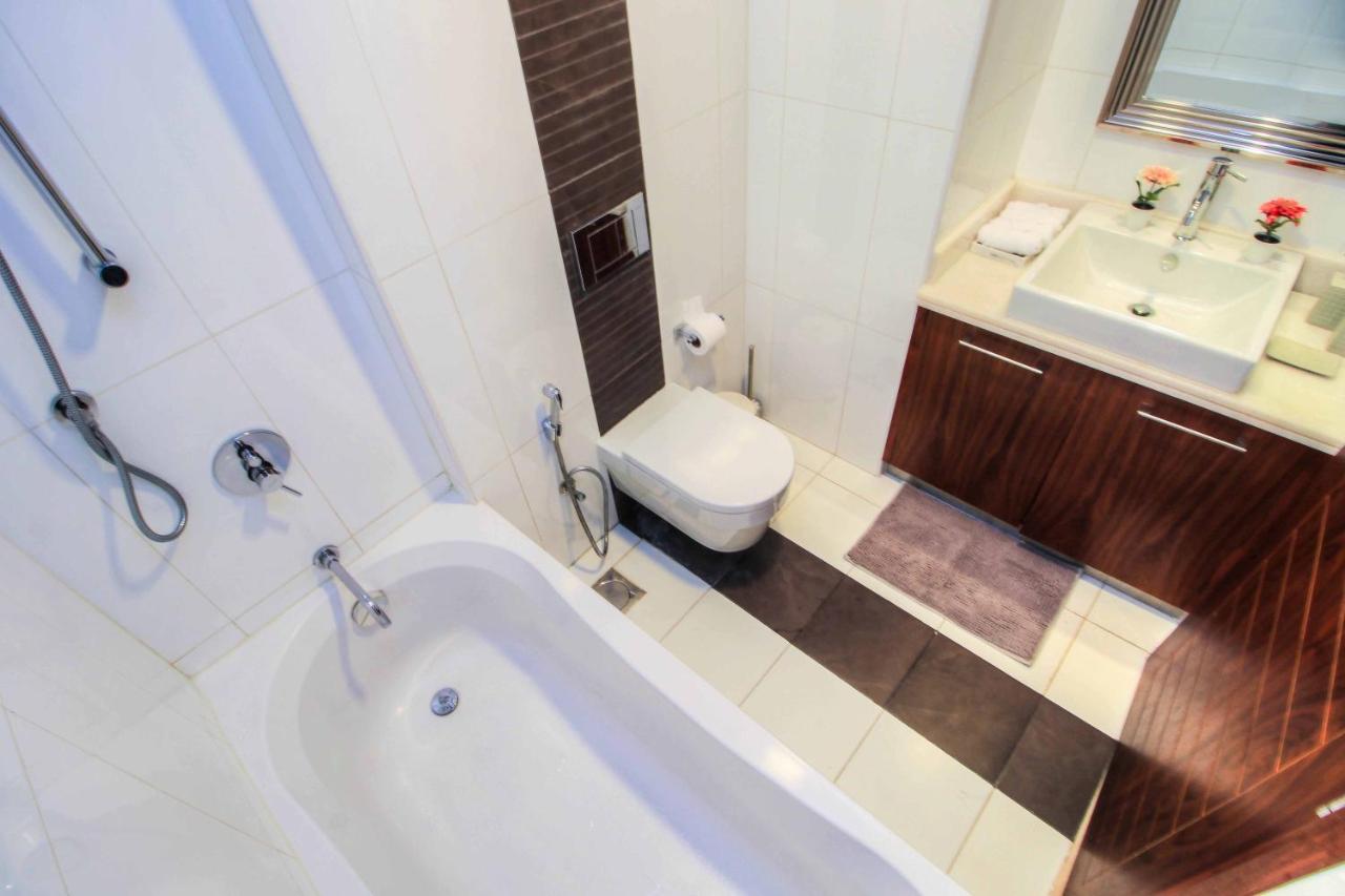 Durrani Homes - Luxurious Studio Near Dubai Mall With Pool View Экстерьер фото