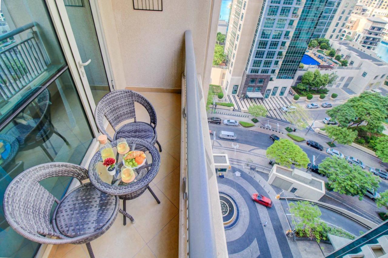 Durrani Homes - Luxurious Studio Near Dubai Mall With Pool View Экстерьер фото